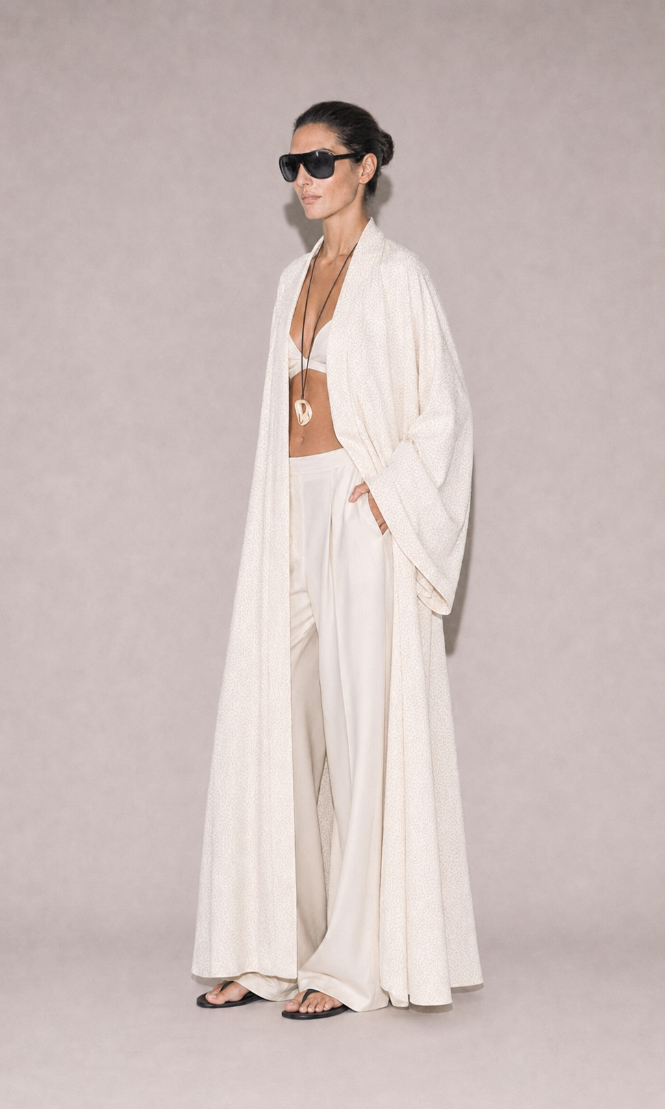 AMÉA Jacquard Kimono 